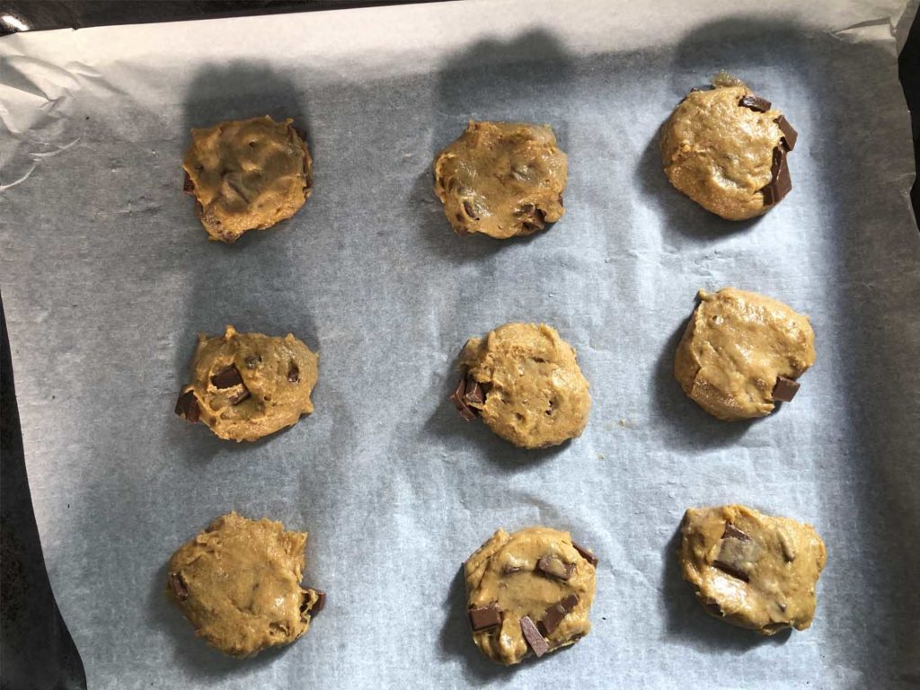 Galletas listas para hornear