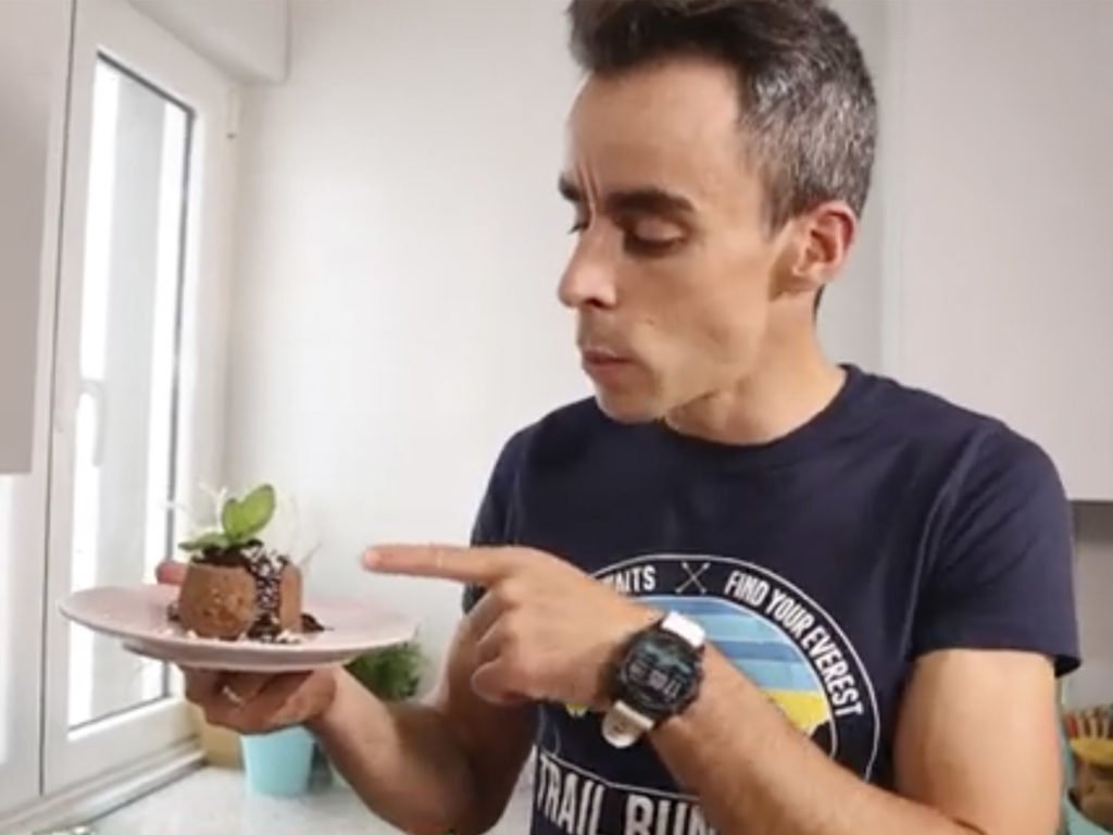 Javi con el mugcake